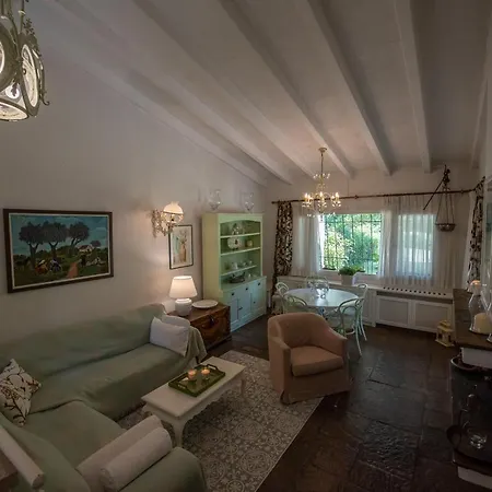 Вилла Villa Verde Sani Сани-Бич