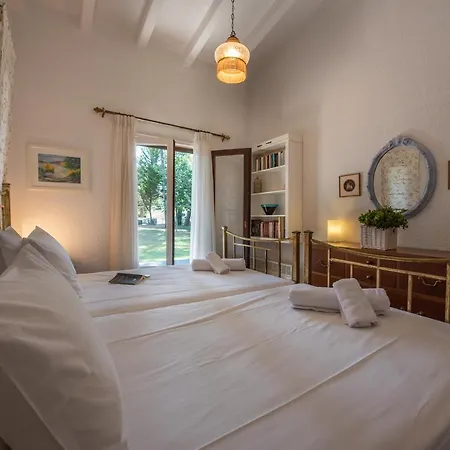 Villa Verde Sani Vilă *